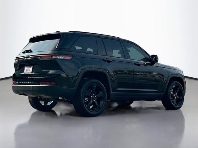 2023 Jeep Grand Cherokee Altitude 4x4