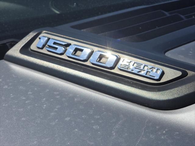 2022 RAM 1500 Laramie Crew Cab 4x4 57 Box