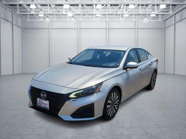 2023 Nissan Altima SV FWD
