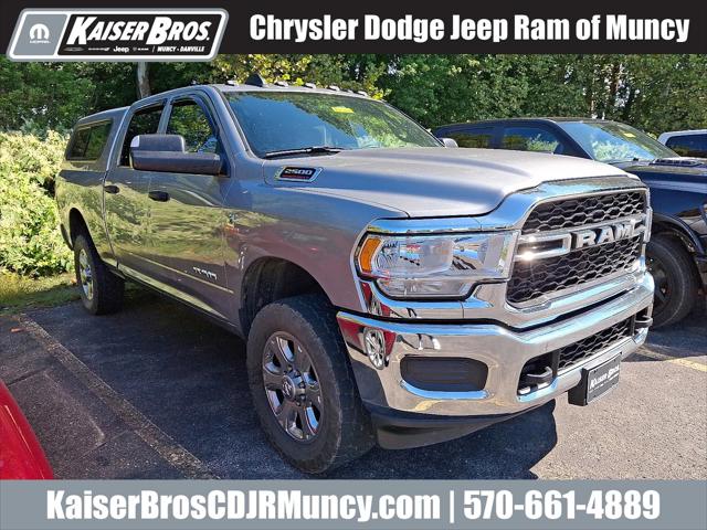 2022 RAM 2500 Tradesman Crew Cab 4x4 64 Box