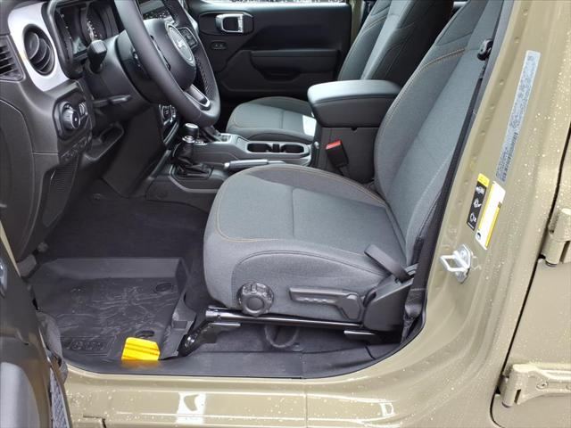 2025 Jeep Wrangler 4-Door Summit 4x4