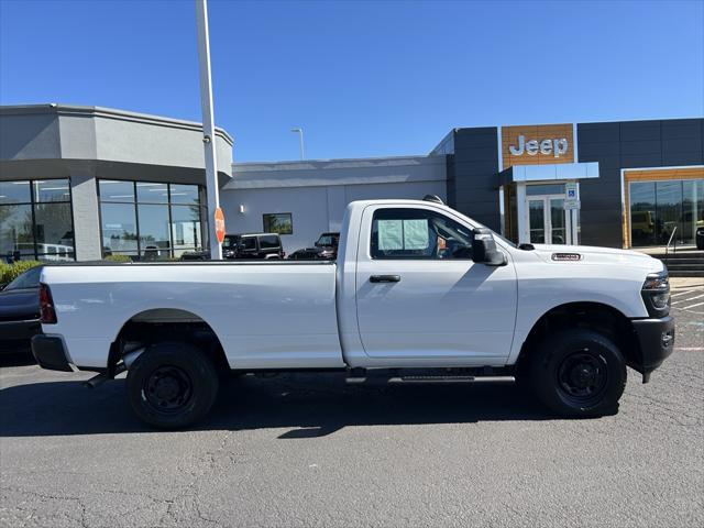 2025 RAM 2500 Tradesman Regular Cab 4x4 8 Box