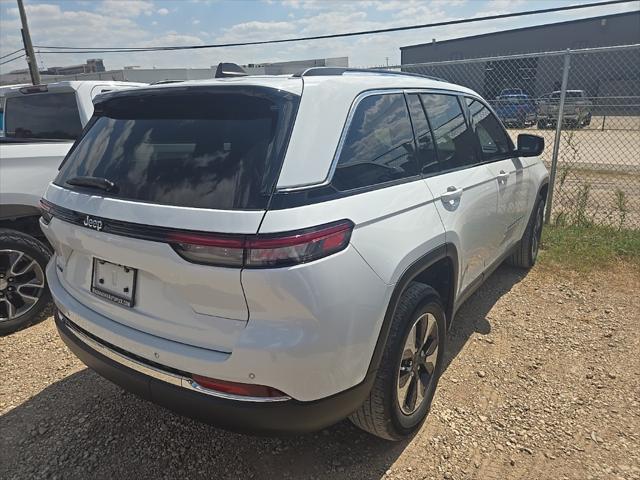 2022 Jeep Grand Cherokee 4xe Limited 4x4 2022 Jeep Grand Cherokee 4xe Limited 4x4