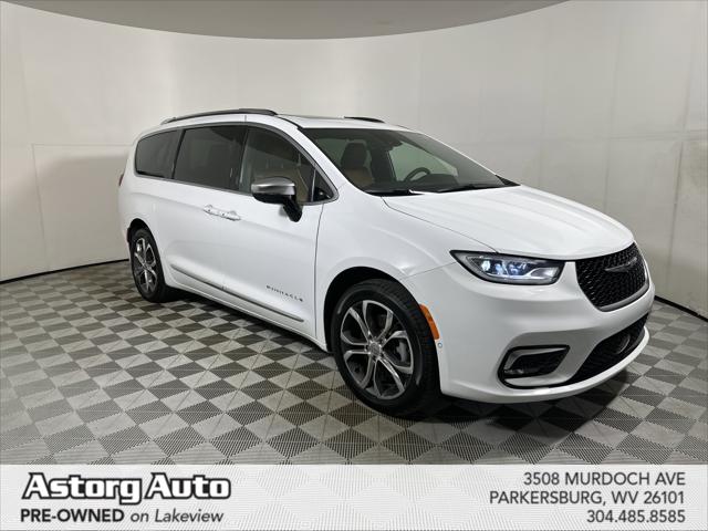 2025 Chrysler Pacifica Pinnacle AWD