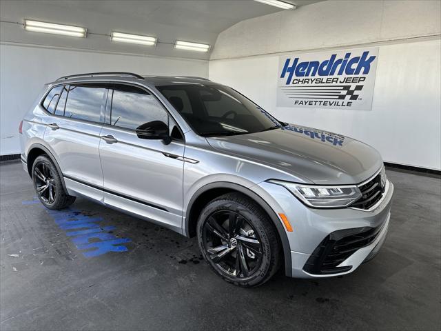 2024 Volkswagen Tiguan 2.0T SE R-Line Black
