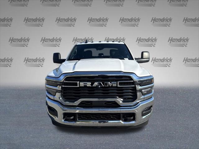 2025 RAM 3500 Chassis Tradesman/Big Horn