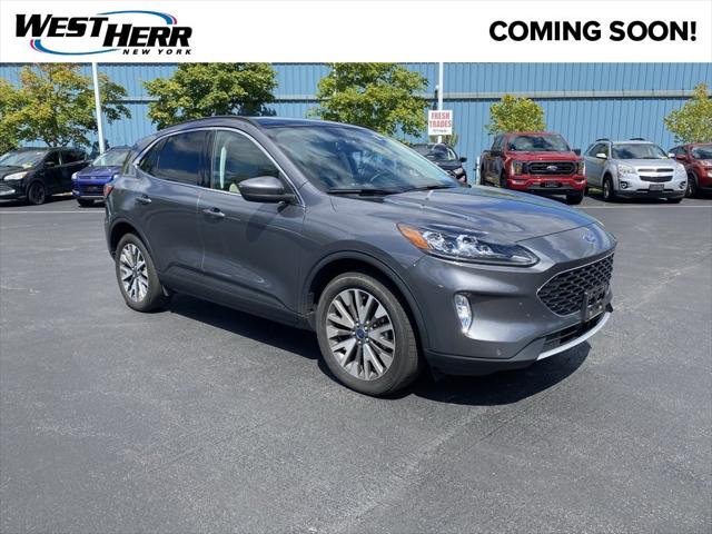 2022 Ford Escape Titanium