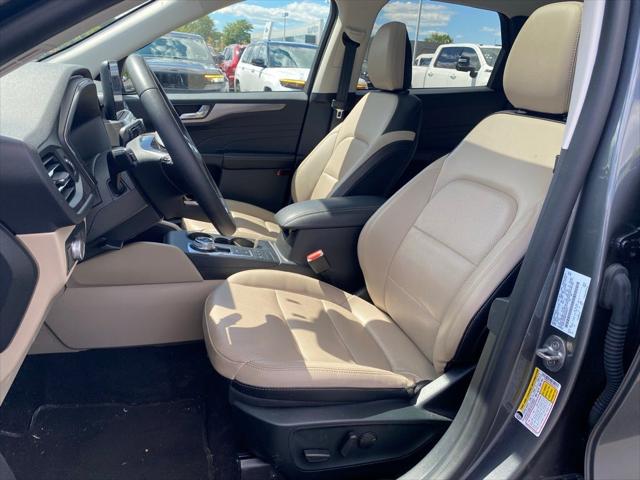 2022 Ford Escape Titanium