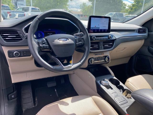 2022 Ford Escape Titanium