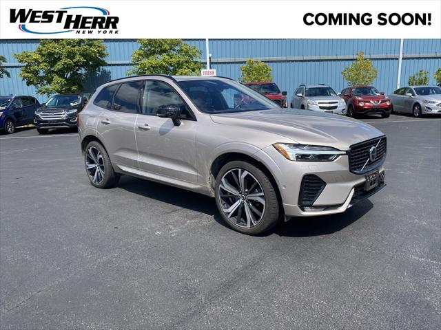 2025 Volvo XC60 B5 Ultra