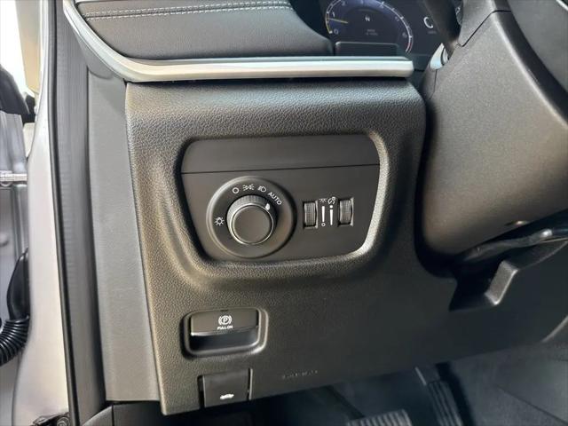 2025 Jeep Grand Cherokee Altitude 4x4