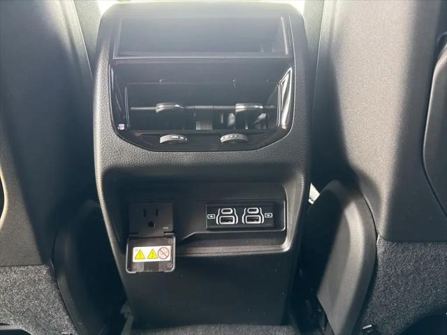 2025 Jeep Grand Cherokee Altitude 4x4