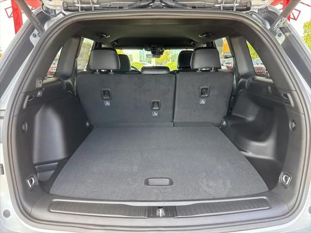 2025 Jeep Grand Cherokee Altitude 4x4