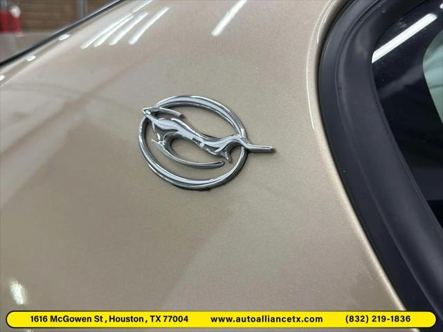 2004 Chevrolet Impala Base