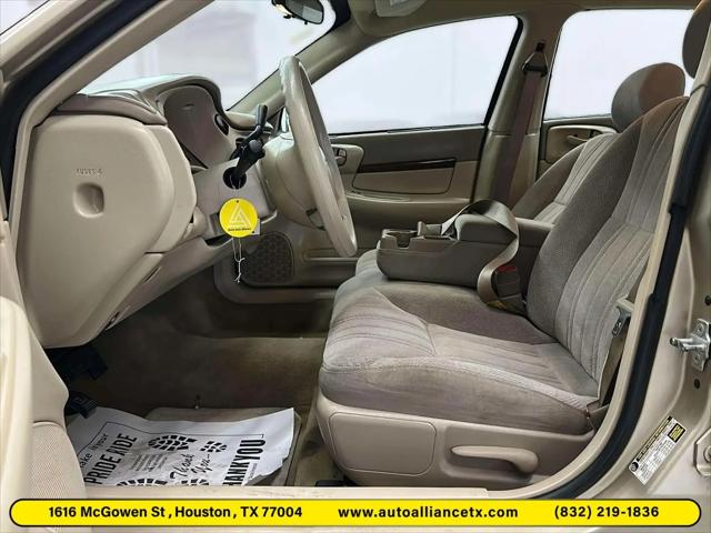 2004 Chevrolet Impala Base