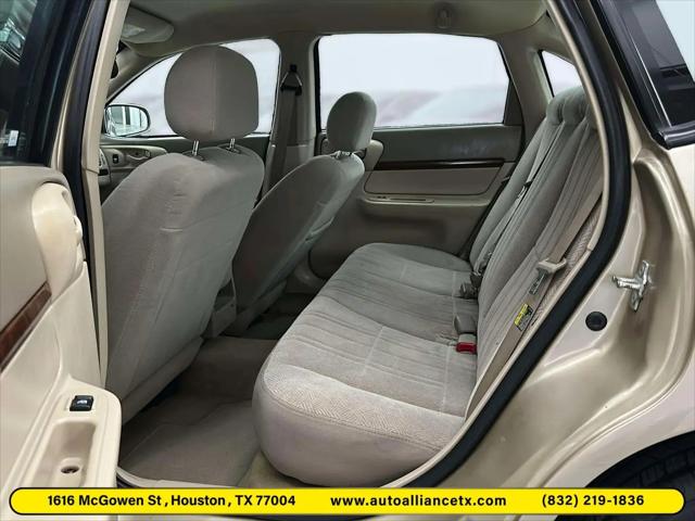 2004 Chevrolet Impala Base