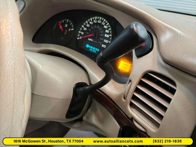 2004 Chevrolet Impala Base