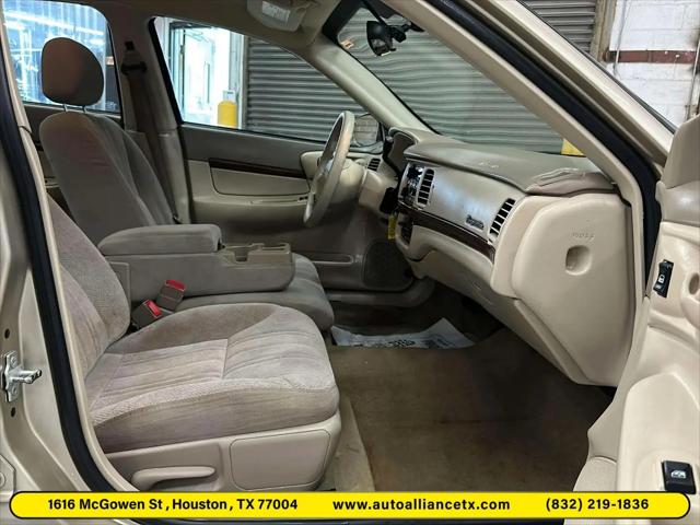 2004 Chevrolet Impala Base
