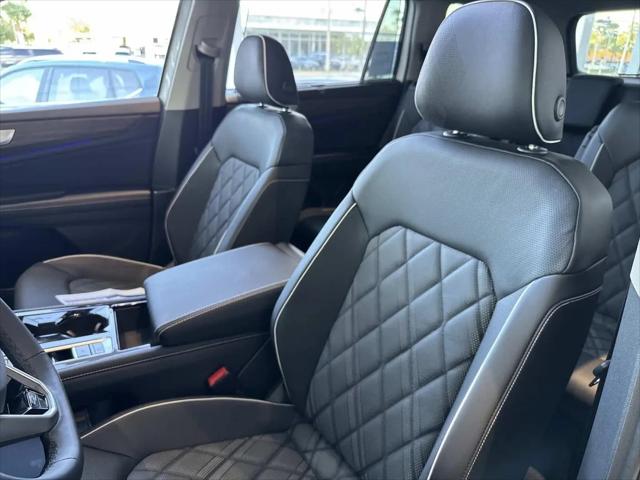 2026 Volkswagen Atlas SEL Premium R-Line