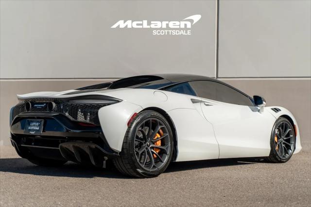 2023 McLaren Artura Performance
