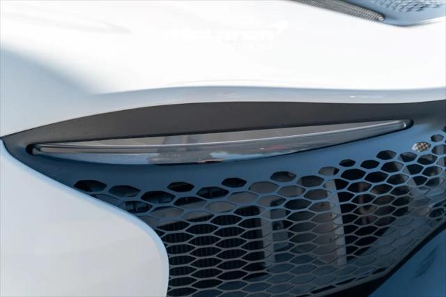 2023 McLaren Artura Performance