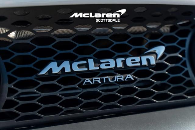 2023 McLaren Artura Performance