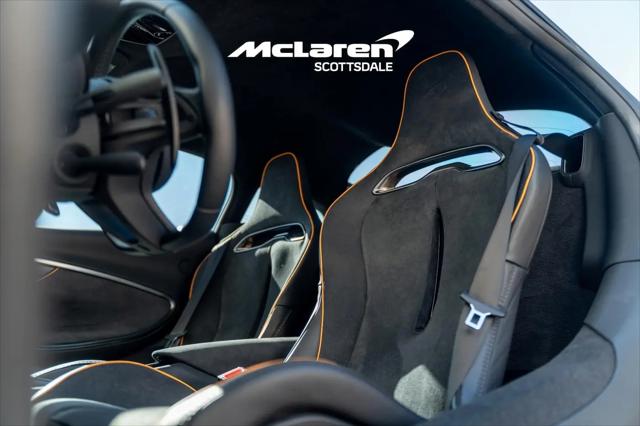 2023 McLaren Artura Performance