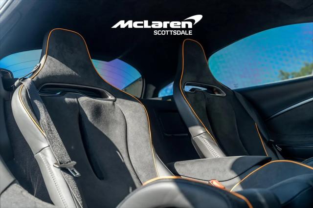 2023 McLaren Artura Performance