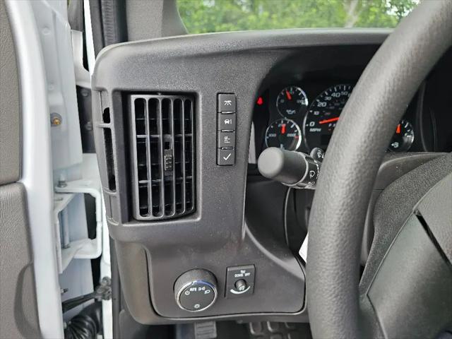 2025 GMC Savana Cargo RWD 2500 Extended Wheelbase Work Van