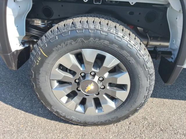 2026 Chevrolet Silverado 2500HD Crew Cab, Standard Bed, WT, 4WD