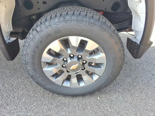 2026 Chevrolet Silverado 2500HD Crew Cab, Standard Bed, WT, 4WD