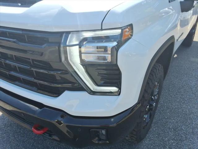2026 Chevrolet Silverado 2500HD Crew Cab, Standard Bed, LTZ, 4WD