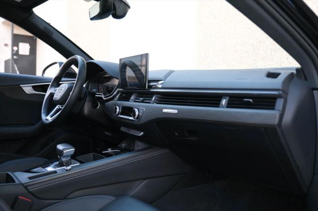 2024 Audi A4 Premium Plus 45 TFSI S line quattro S tronic