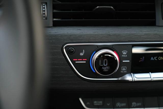 2024 Audi A4 Premium Plus 45 TFSI S line quattro S tronic