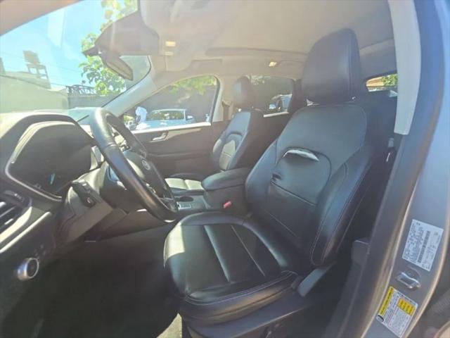 2021 Ford Escape SEL