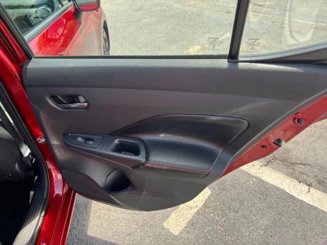 2025 Nissan Versa 1.6 SR