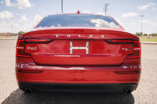 2020 Volvo S60 T6 Momentum