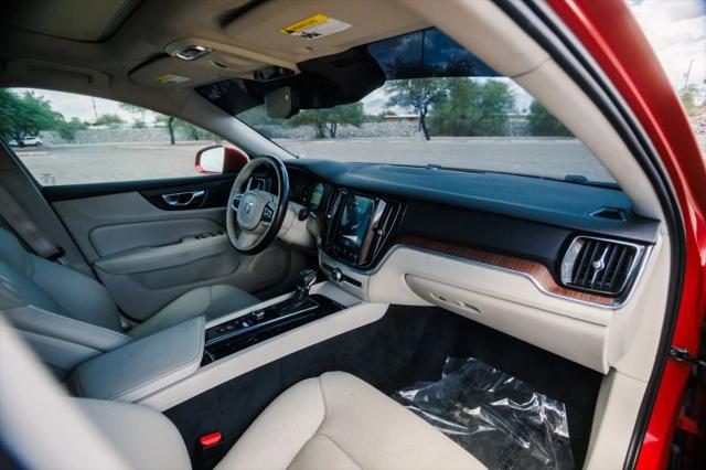 2020 Volvo S60 T6 Momentum