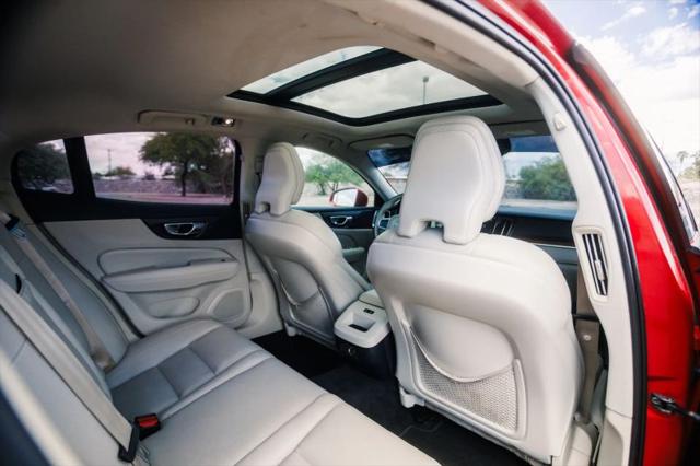 2020 Volvo S60 T6 Momentum