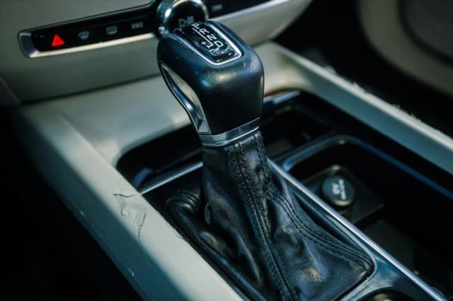 2020 Volvo S60 T6 Momentum