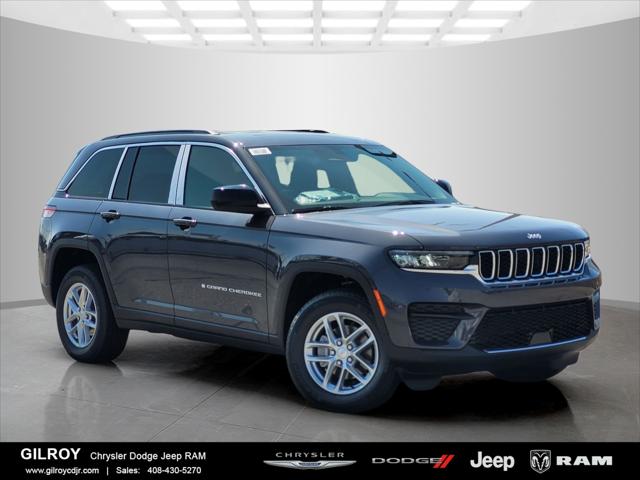 2025 Jeep Grand Cherokee GRAND CHEROKEE LAREDO X 4X4