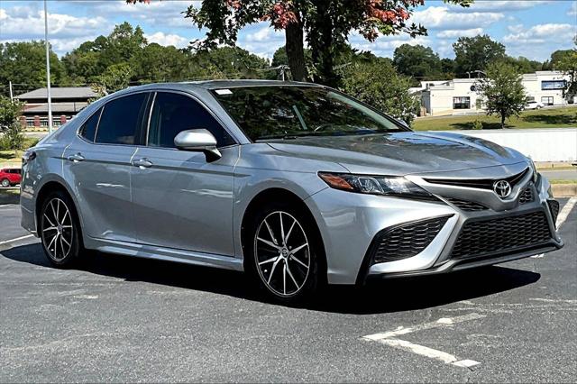 2021 Toyota Camry SE