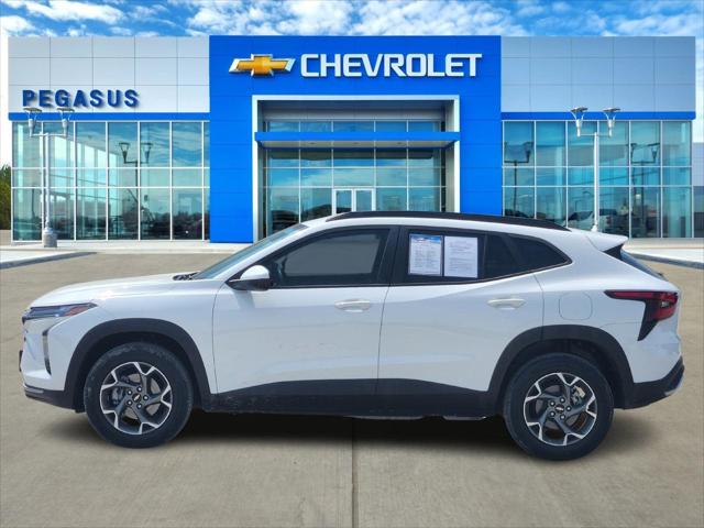 2024 Chevrolet Trax FWD LT
