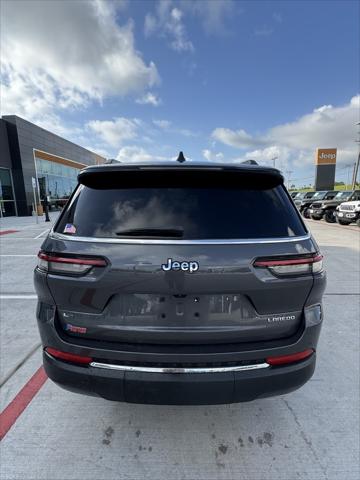 2023 Jeep Grand Cherokee L Laredo 4x2