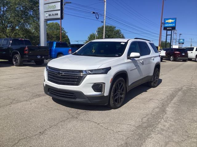 2022 Chevrolet Traverse AWD LT Cloth