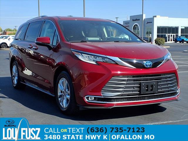 2022 Toyota Sienna Limited