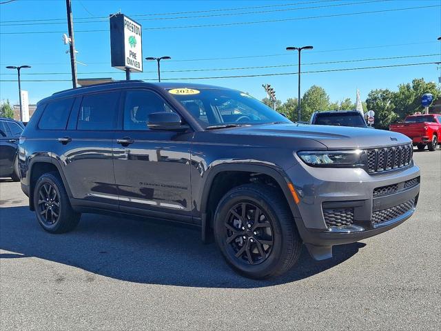 2025 Jeep Grand Cherokee L Altitude 4x4