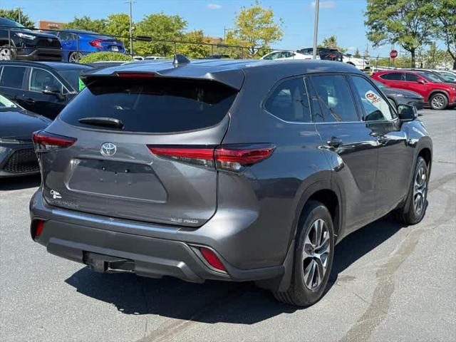 2022 Toyota Highlander XLE 2022 Toyota Highlander XLE