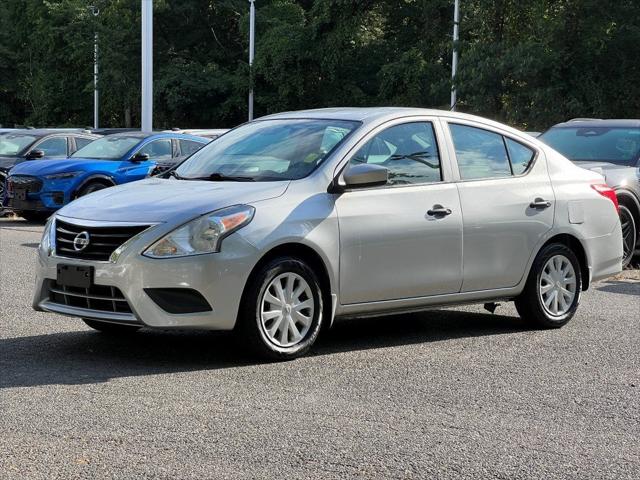 2016 Nissan Versa 1.6 S+
