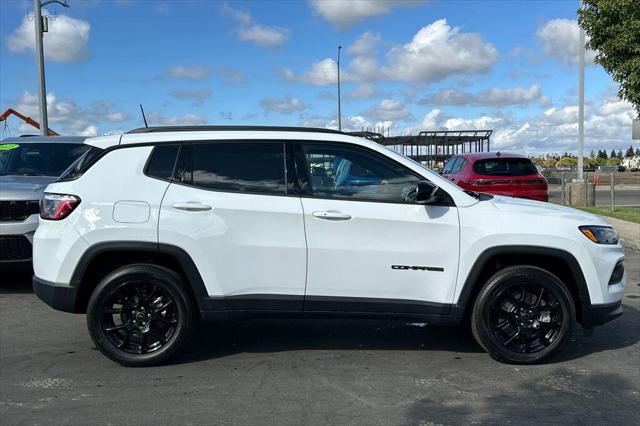 2026 Jeep Compass Compass Latitude Altitude 4x4